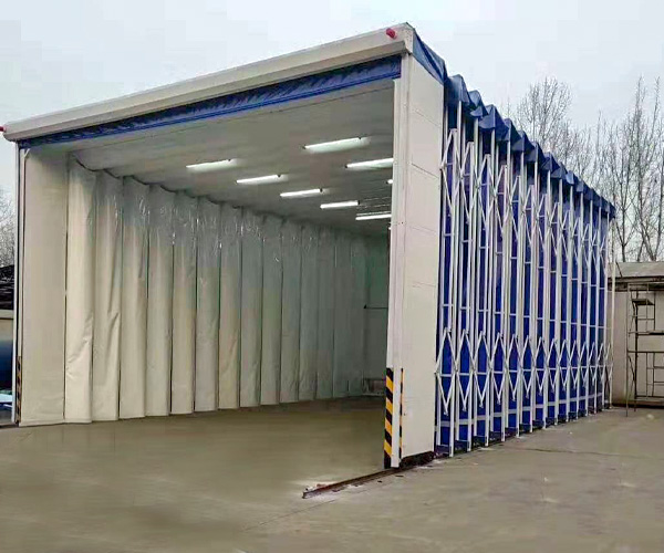 移动伸缩喷漆房1